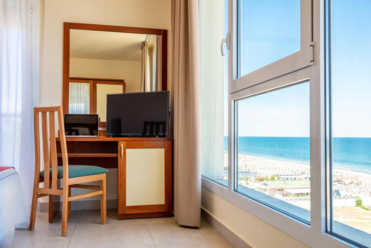 Hotel Adria Milano Marittima Ngoại thất bức ảnh