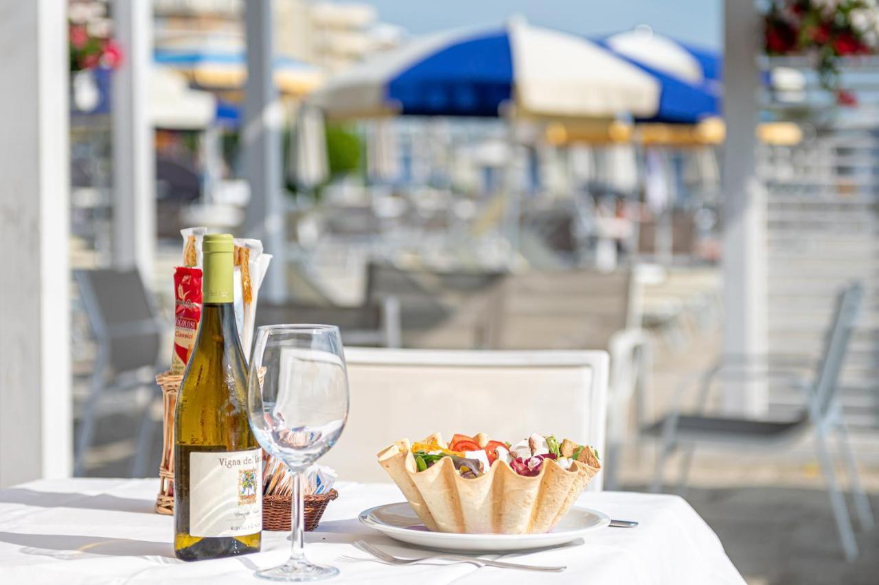 Hotel Adria Milano Marittima Ngoại thất bức ảnh