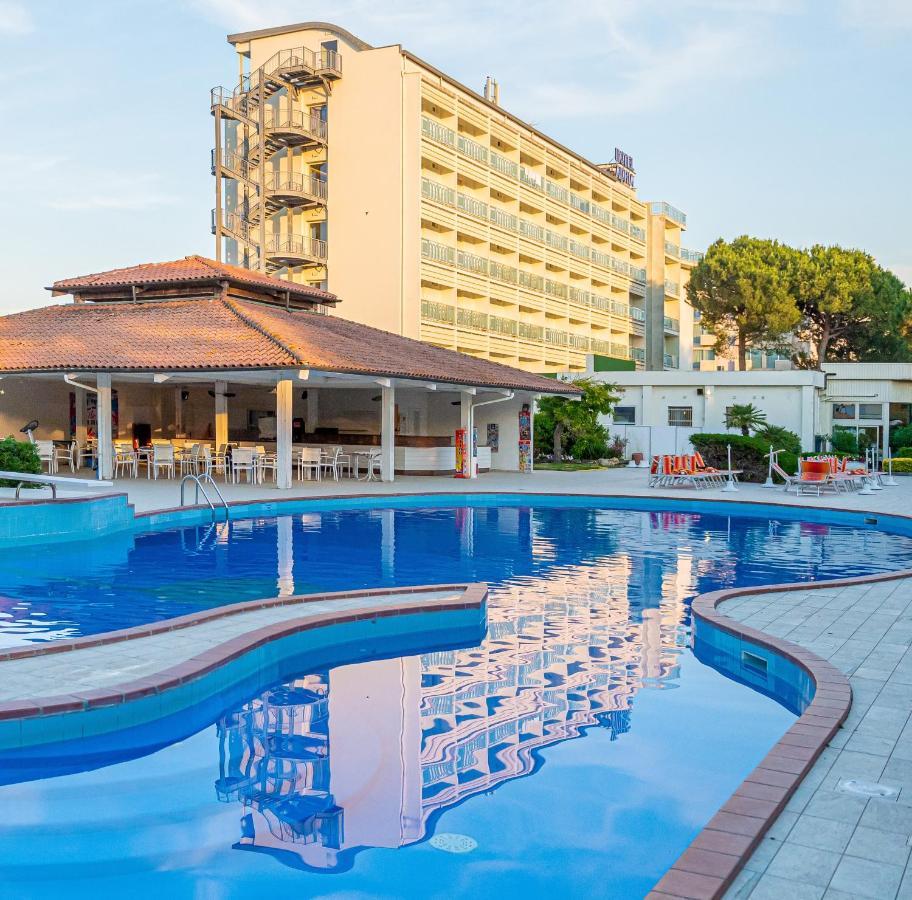 Hotel Adria Milano Marittima Ngoại thất bức ảnh