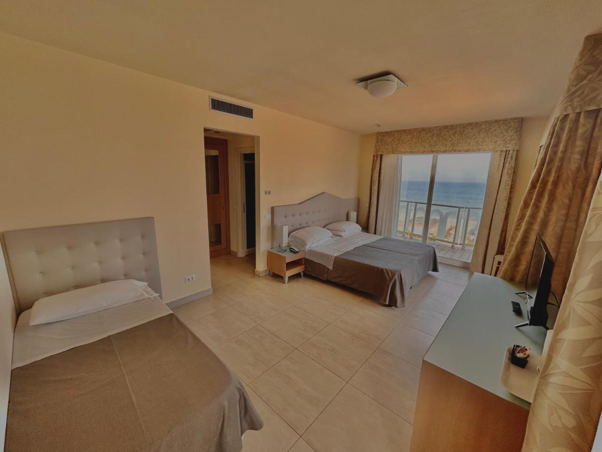 Hotel Adria Milano Marittima Ngoại thất bức ảnh