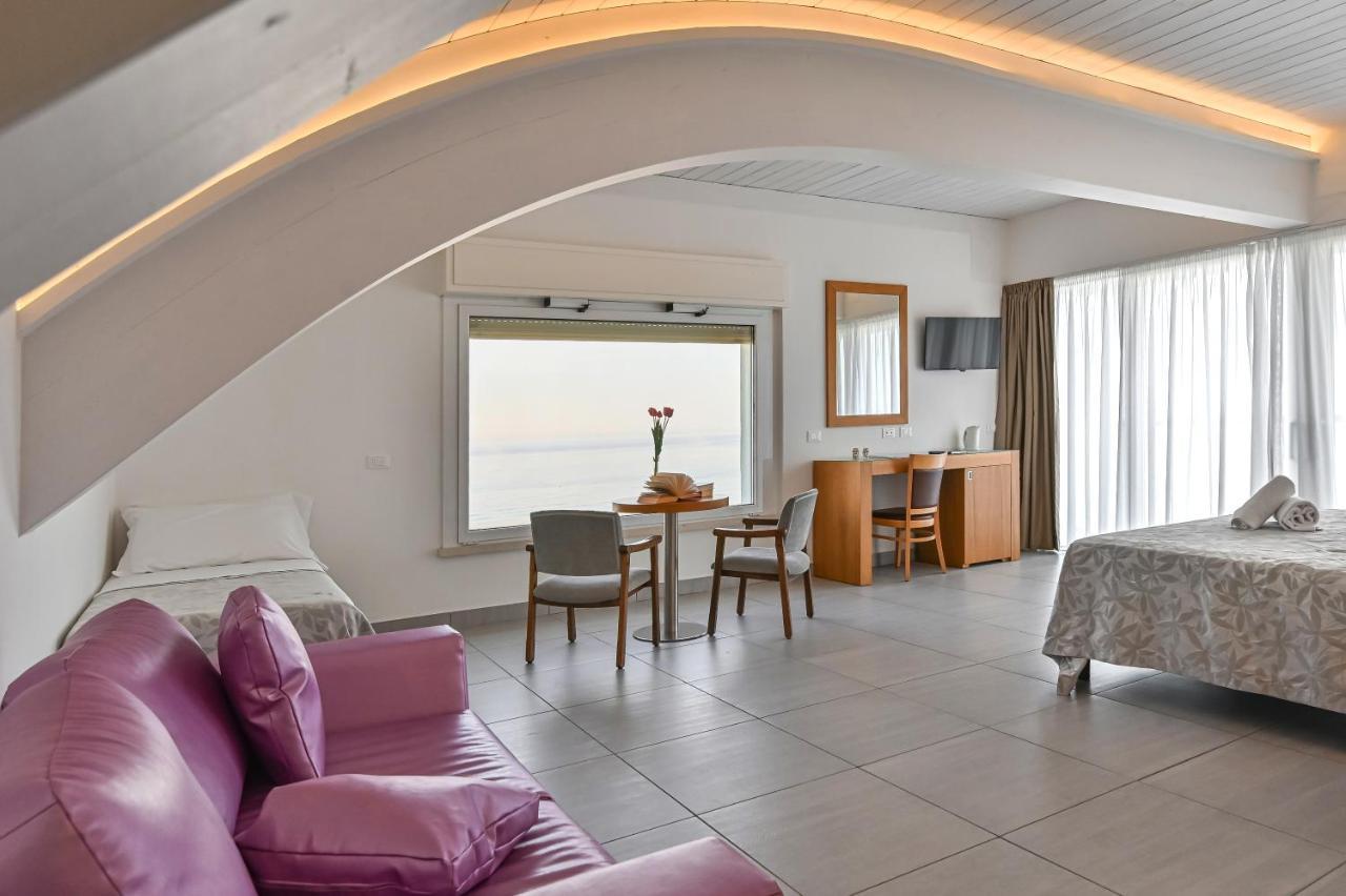 Hotel Adria Milano Marittima Ngoại thất bức ảnh