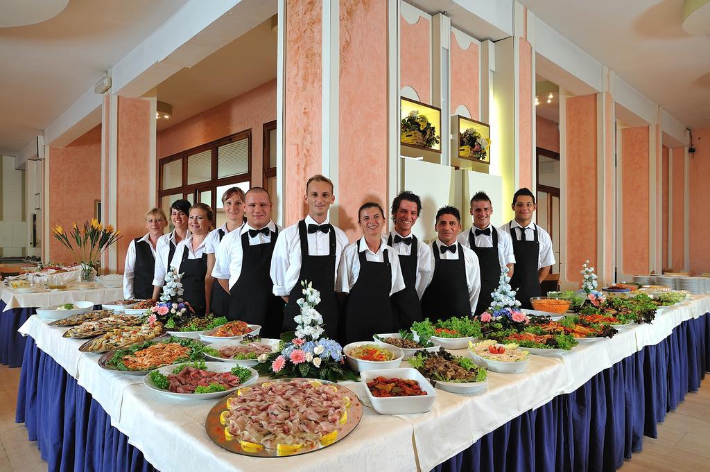 Hotel Adria Milano Marittima Ngoại thất bức ảnh